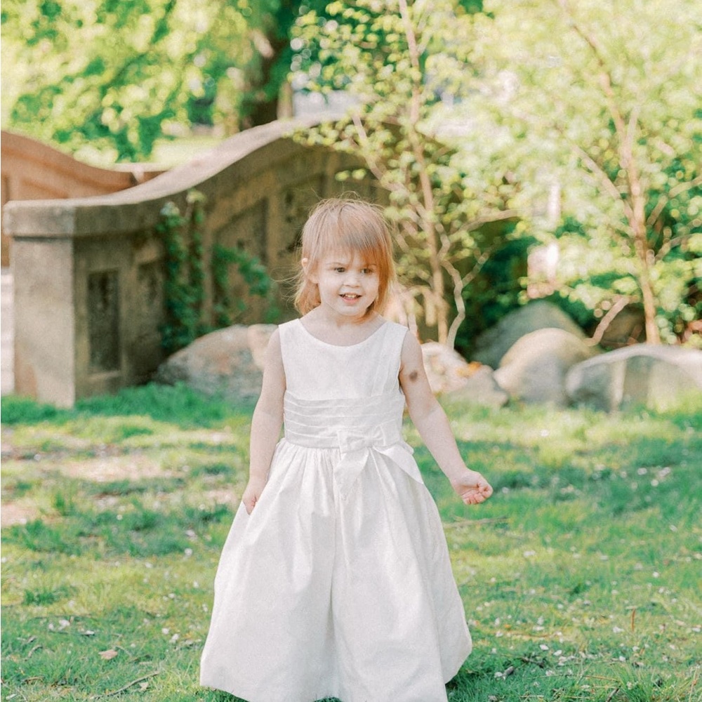 Fleurisse flower girl dresses! I have two! Size 4 and 6